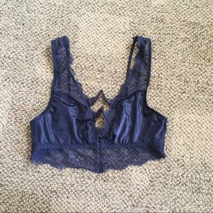 NWT Victoria’s Secret Silky Bralette